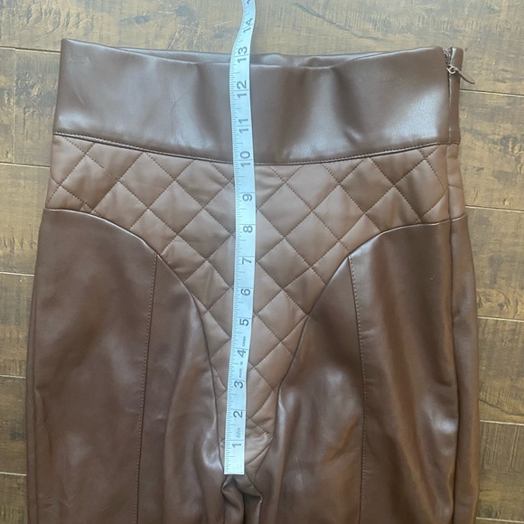 Maniere de Voir Brown quilted faux leather pants - Picture 10 of 16
